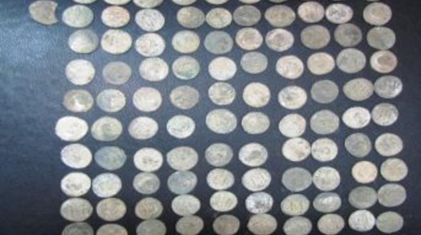 Adana&rsquo;da tarihi sikke operasyonu