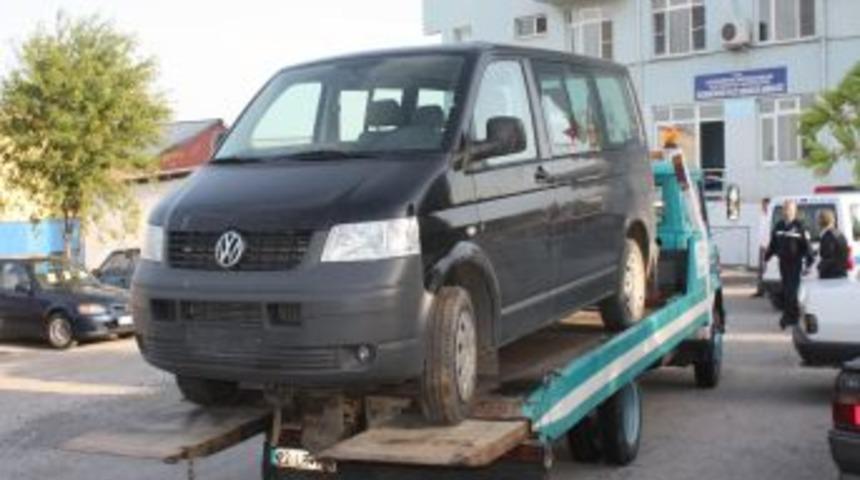 S&uuml;t &Uuml;reticileri Birliğine Ait Resmi Plakalı Minib&uuml;s &Ccedil;alındı