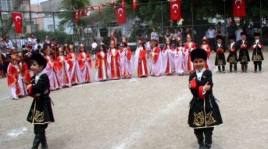 Okul &Ouml;ncesi Eğitim Kurumunda Yılsonu Etkinliği