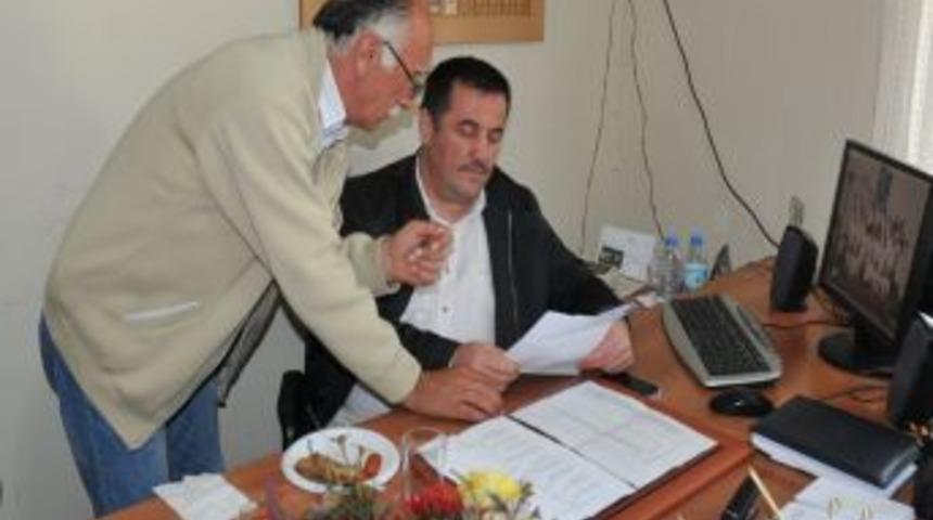 Milletvekili Osman &Ccedil;akır, Ak&ccedil;akoca Muhtarları İle Bir Araya Geldi