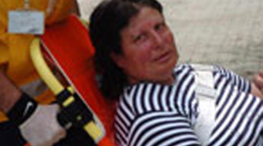 Ayrılmak istemeyen eşini d&ouml;vd&uuml;