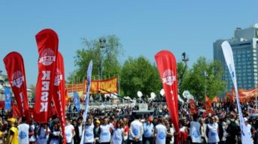 BDP&rsquo;liler de 1 Mayıs i&ccedil;in Taksim&rsquo;de