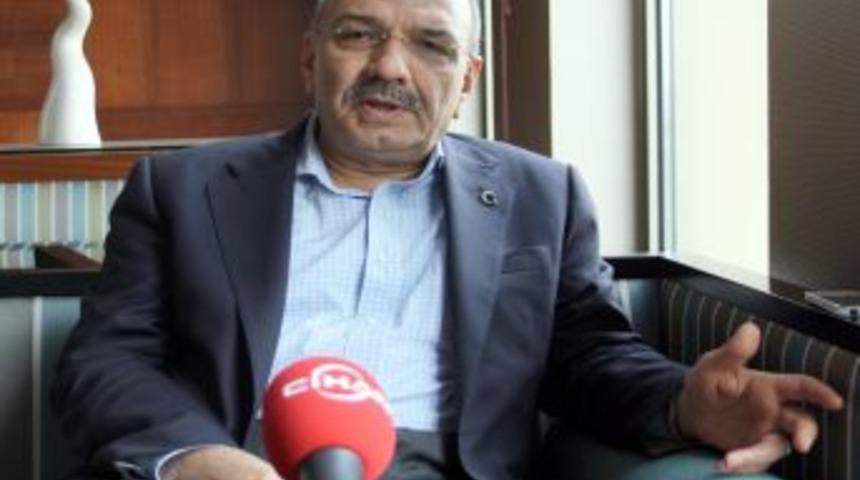 T&Uuml;RK-İş Başkanı Kumlu: Provokat&ouml;rler Taksim&rsquo;deki ortak kutlamayı engelledi