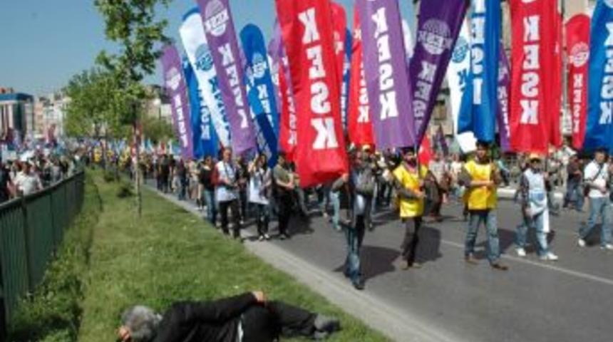 '1 Mayıs Gelmiş Neyime'