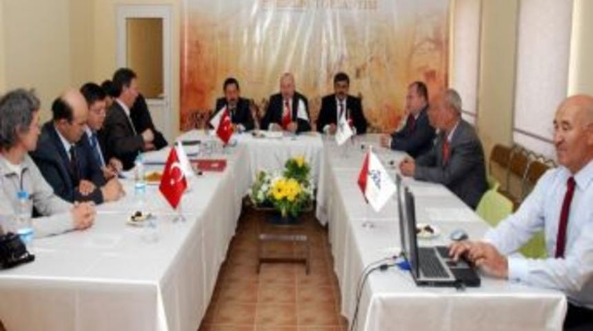 Frigk&uuml;m Enc&uuml;men Toplantısı Yazılıkaya'da Yapıldı