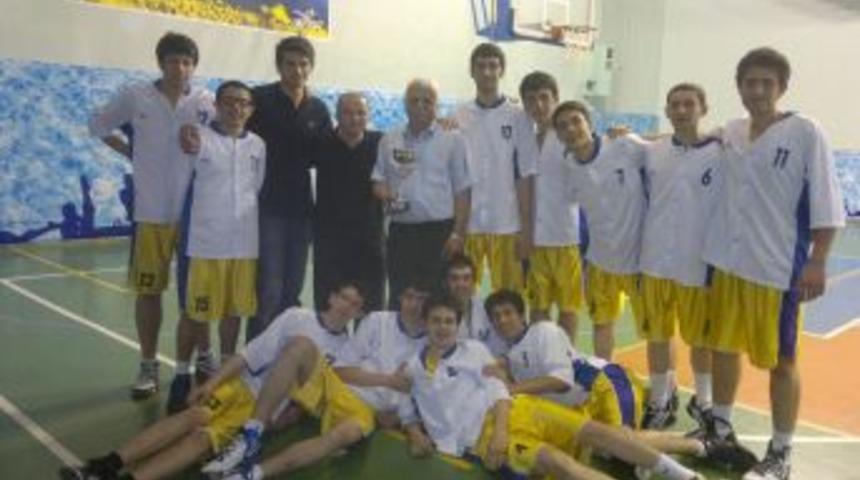 Kılı&ccedil;aslan Liseleri Basketbol Takımı b&ouml;lge şampiyonu oldu