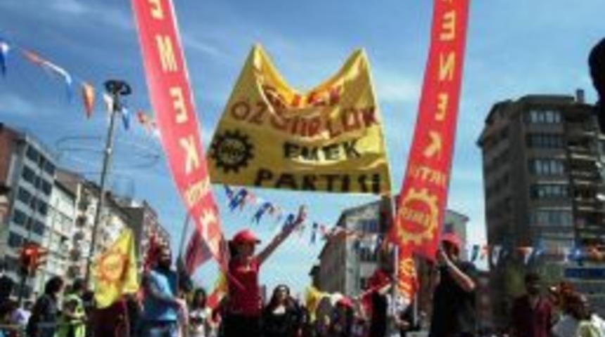 1 Mayıs İş&ccedil;i Bayramı'nda "&ccedil;evre" Duyarlılığı