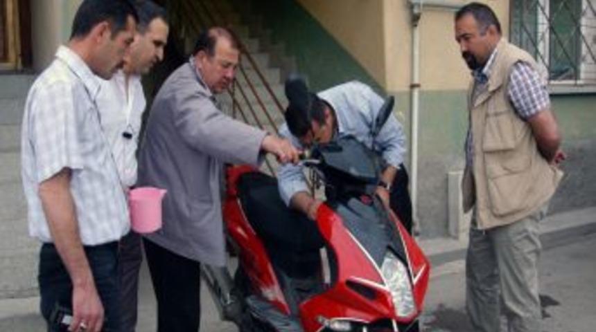 &Ccedil;alınan motoru polis, park halinde buldu