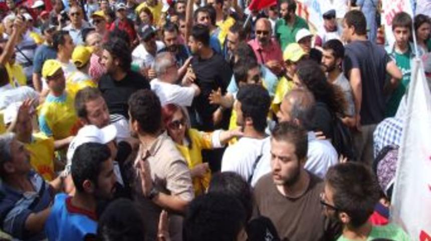 Eğitim-Sen ile Eğitim-İş arasında yer kavgası yaşandı