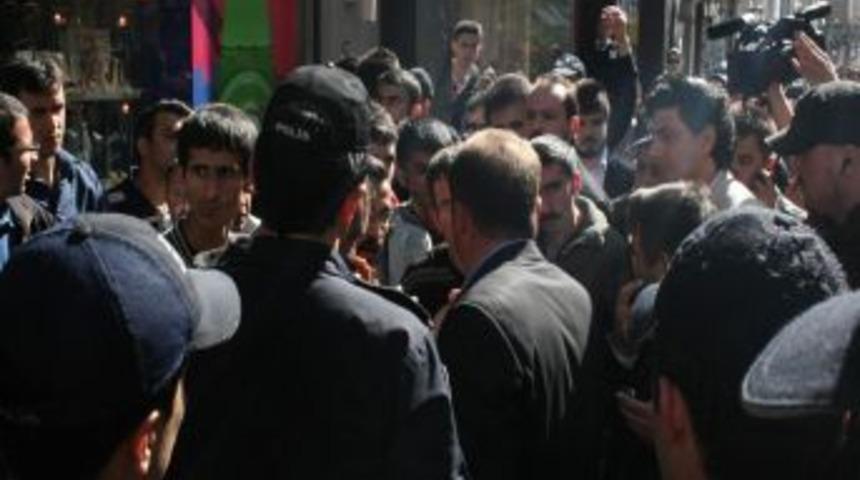 İstiklal Caddesi'nde Gerginlik