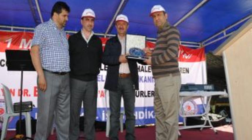 Gop'ta Halaylı 1 Mayıs Kutlaması