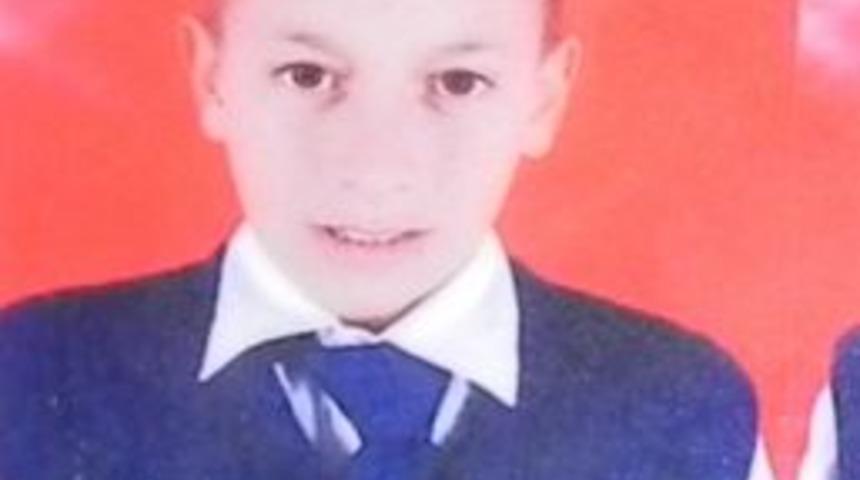 Bulduğu F&uuml;nyeyi Patlatmak İsterken Az Daha Canından Oluyordu