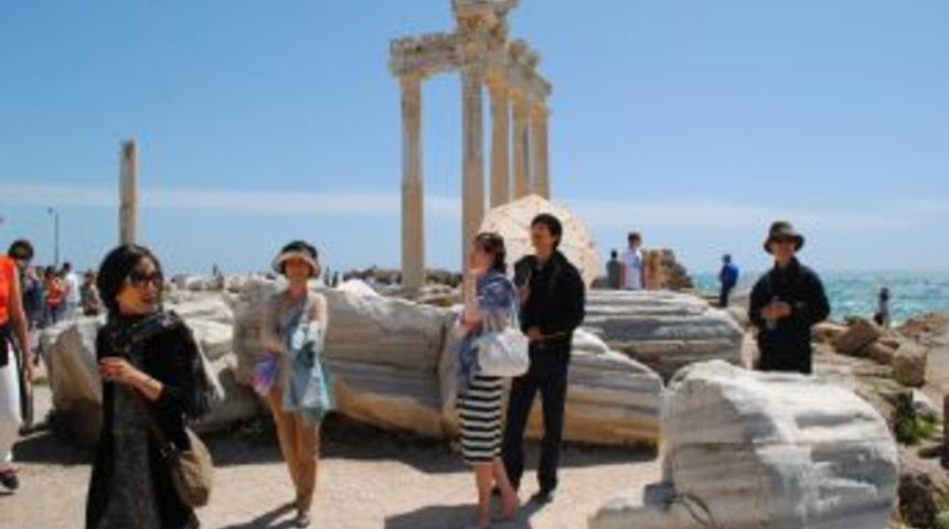 Arıcı: Japon ve &Ccedil;inli turistlerin Anadolu medeniyetlerine ilgisi y&uuml;ksek