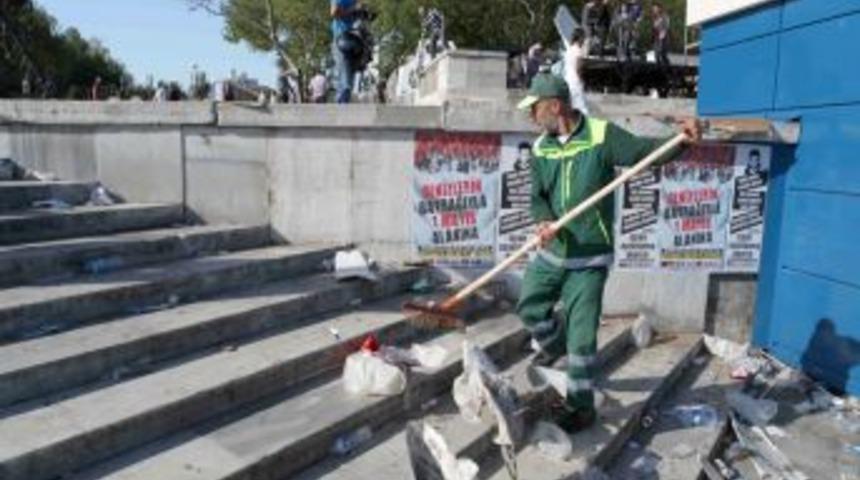 Temizlik iş&ccedil;ileri &lsquo;bayram&rsquo; yapamadı