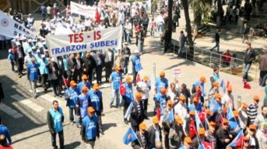 Trabzon'da  1 Mayıs Emek Ve Dayanışma G&uuml;n&uuml; Kutlamaları