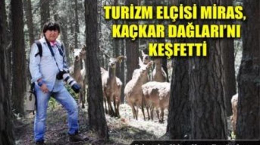 Turizm el&ccedil;isi Mehmet Miras Ka&ccedil;kar Dağları'nda