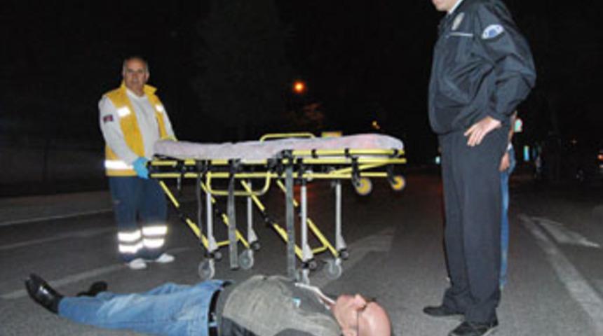 Yolun ortasında sızdı