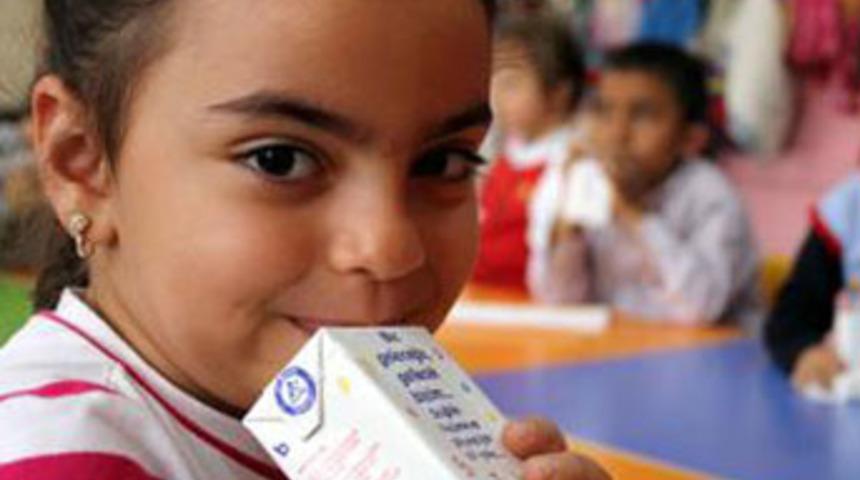 Okul sütü projesi skandalla başladı