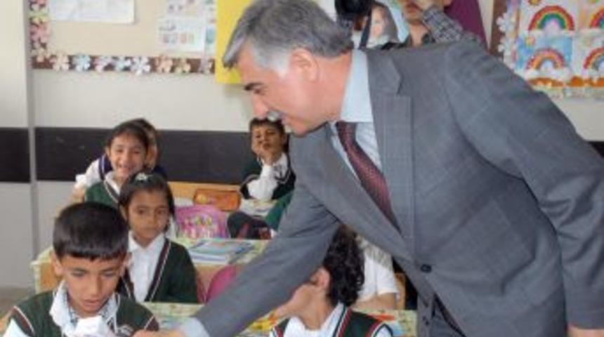 Adıyaman&acute;da 629 okulda s&uuml;t dağıtımı başladı