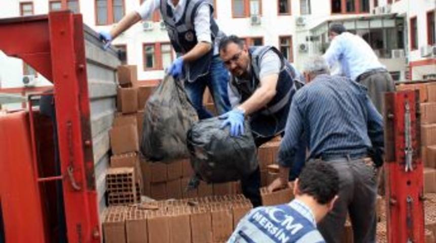 Tuğla y&uuml;kl&uuml; kamyonda 75 kilogram uyuşturucu ele ge&ccedil;irildi
