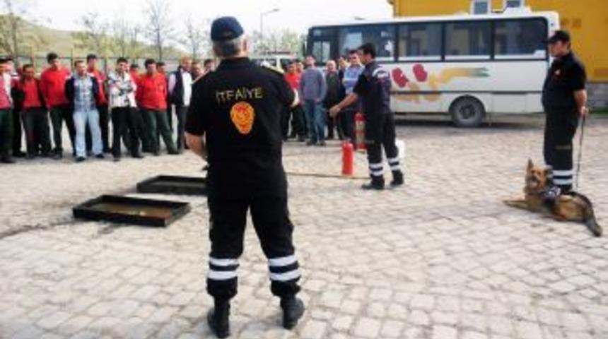 &Ccedil;ankırı İtfaiyesi'nde Eğitim Tatbikatı