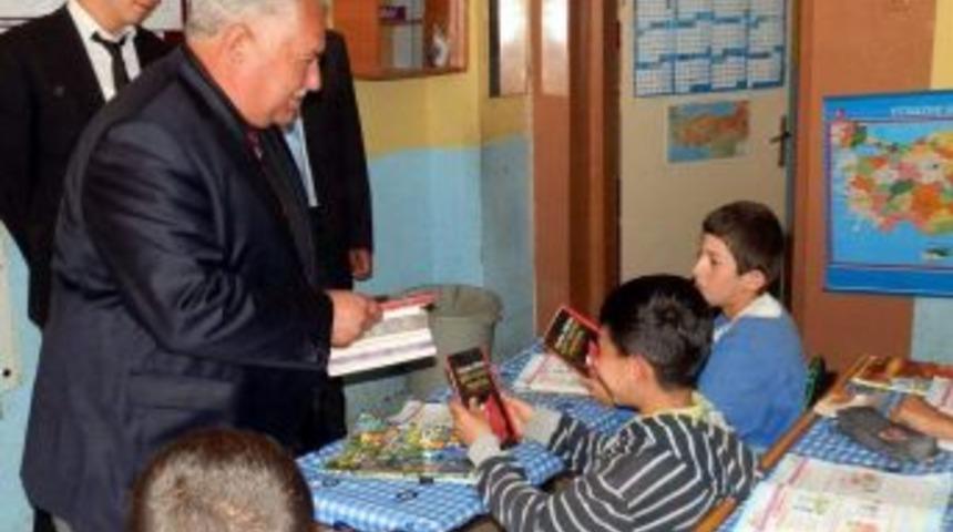 Hemşehri Dernekleri Futbol Turnuvası Başladı