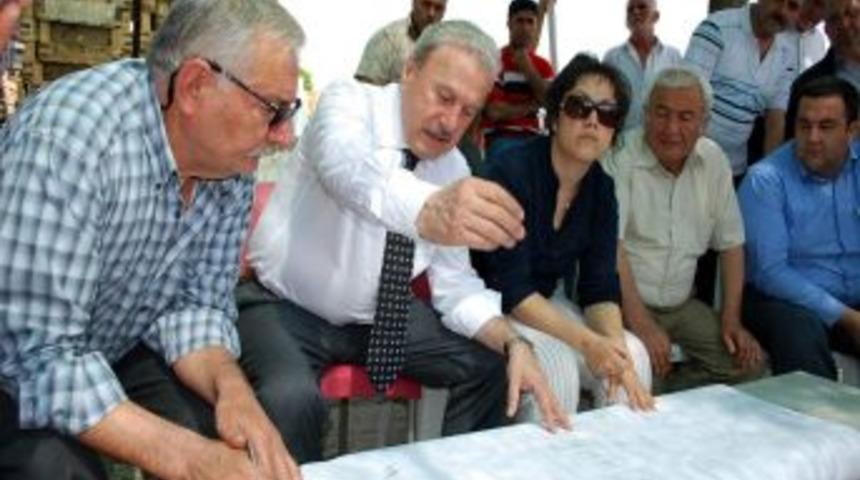 Başkan Okay, Hal Esnafı İle Bir Araya Geldi