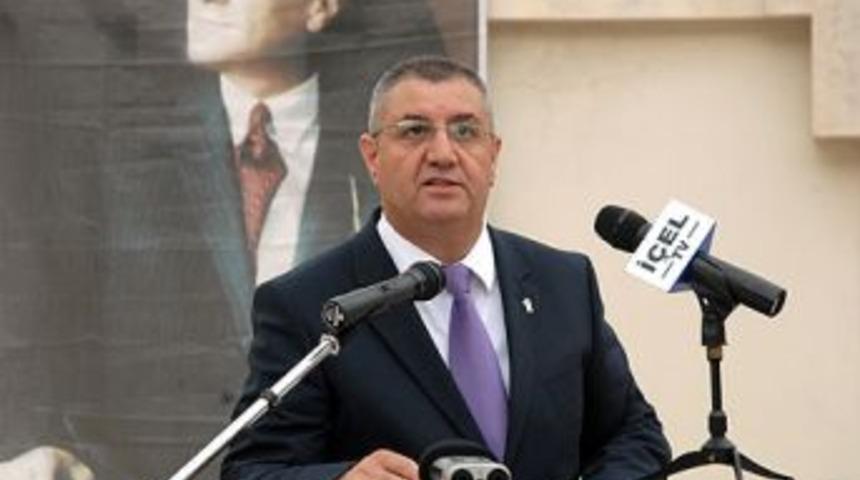 Mersin &Uuml;niversitesi'nde coşkulu a&ccedil;ılış