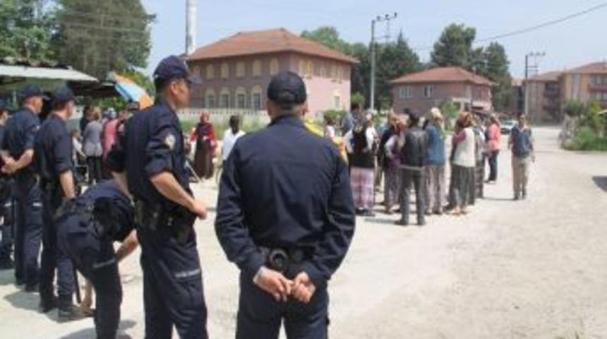 D&uuml;zce'de Prafabrikler Haziran'a Kaldı