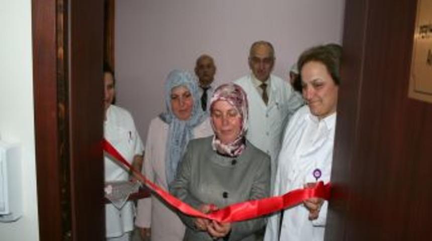 Hayırseverelerden doğumevine 30 bin TL&rsquo;lik oda bakımı