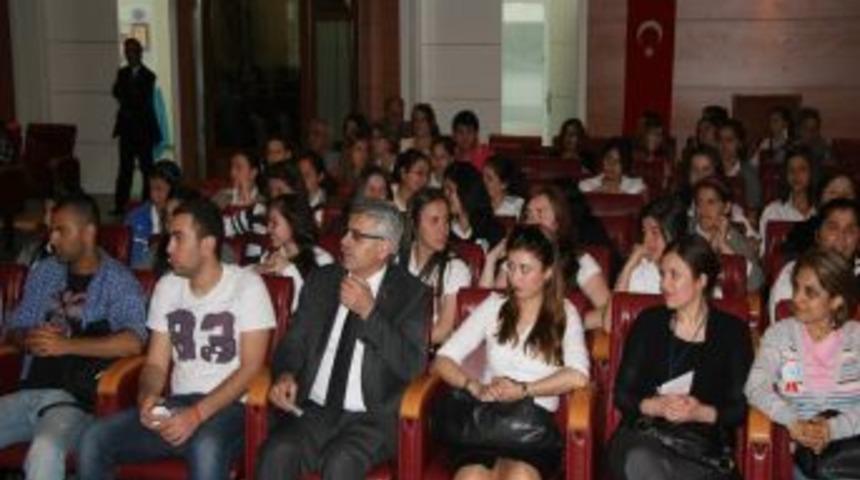 İzmit Belediyesi'nden Otizm Semineri