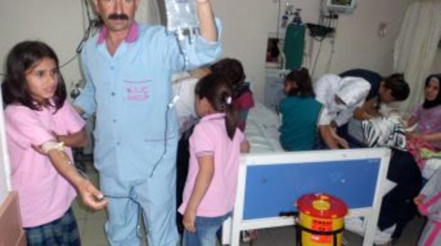 Batman&rsquo;da ilk&ouml;ğretim &ouml;ğrencileri s&uuml;tten etkilendi