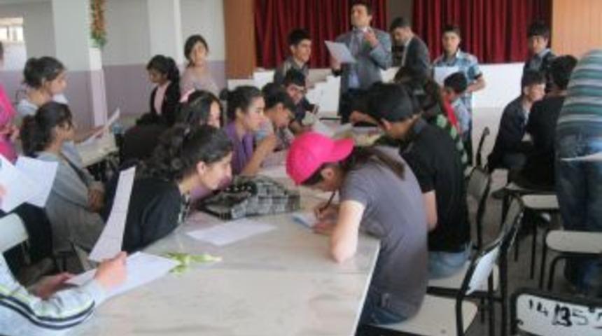 &Ccedil;ankırı'da Vanlı &ouml;ğrencileri ziyaret ettiler