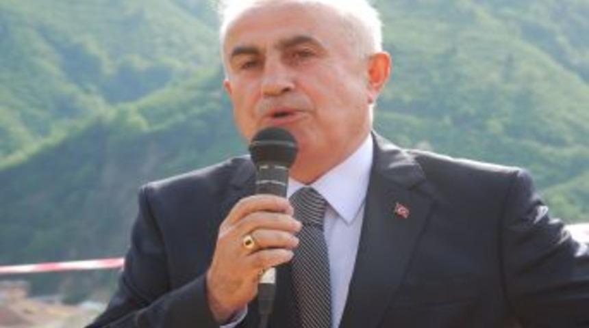 Giresun Valisi Dursun Ali Şahin'den Giresun'da S&uuml;tten Zehirlenen &Ouml;ğrenciler İ&ccedil;in İlgin&ccedil; Yorum