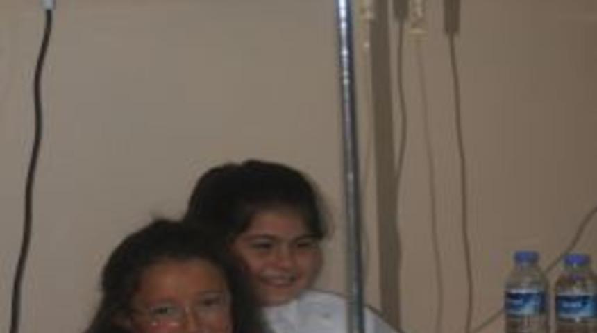 &Ccedil;orum'da 8 &ouml;ğrenci zehirlenme ş&uuml;phesiyle hastaneye kaldırıldı