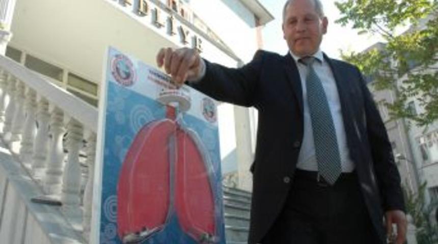 Belediyeden İlgin&ccedil; Akciğerli İzmarit Kutusu