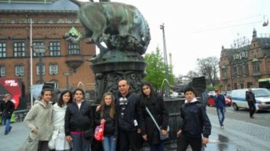 Tekden Koleji Danimarka'dan D&ouml;nd&uuml;