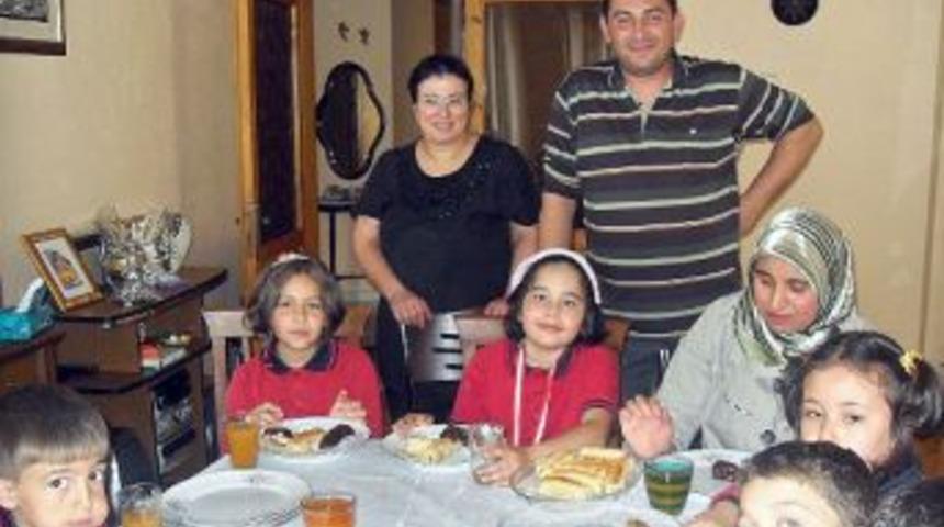 &Ouml;zel Reyhan İlk&ouml;ğretim Okulu, &ldquo;Kardeşlik Haftası&rsquo;&rsquo;nı kutladı