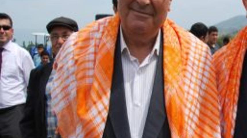 Necip Sara&ccedil;, Memleketi Karpuzlu'da Ağa Se&ccedil;ildi