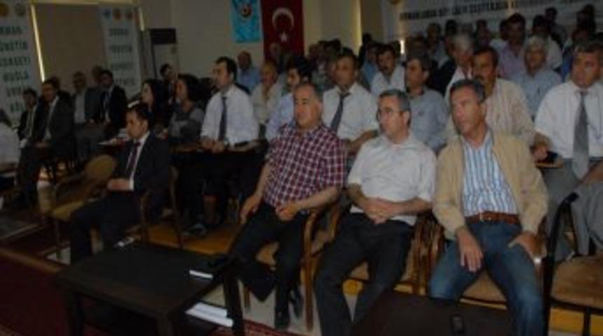 Fethiyeli Muhtarlara Orman Y&ouml;netimi Konferansı