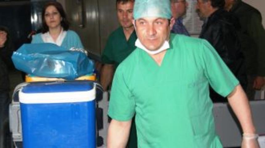 19 yaşındaki B&uuml;lent Emre Yazgan&rsquo;ın organları 3 kişiye umut oldu