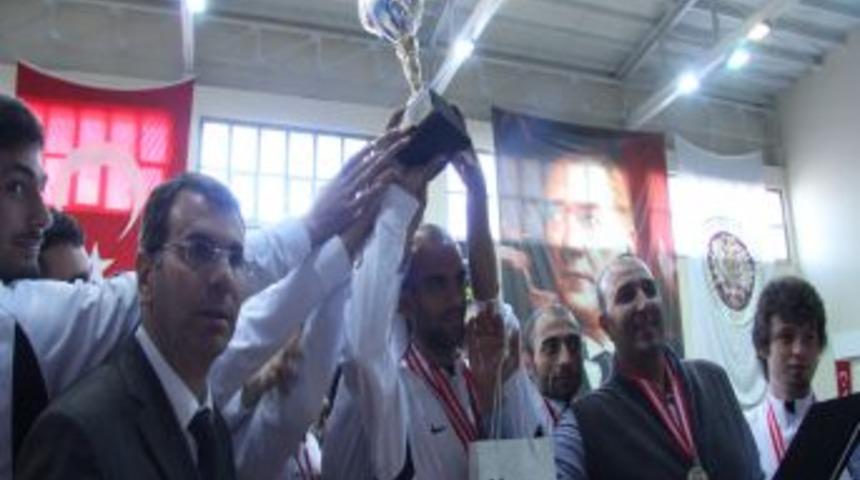 Uluslararası Basketbol Turnuvası Sona Erdi