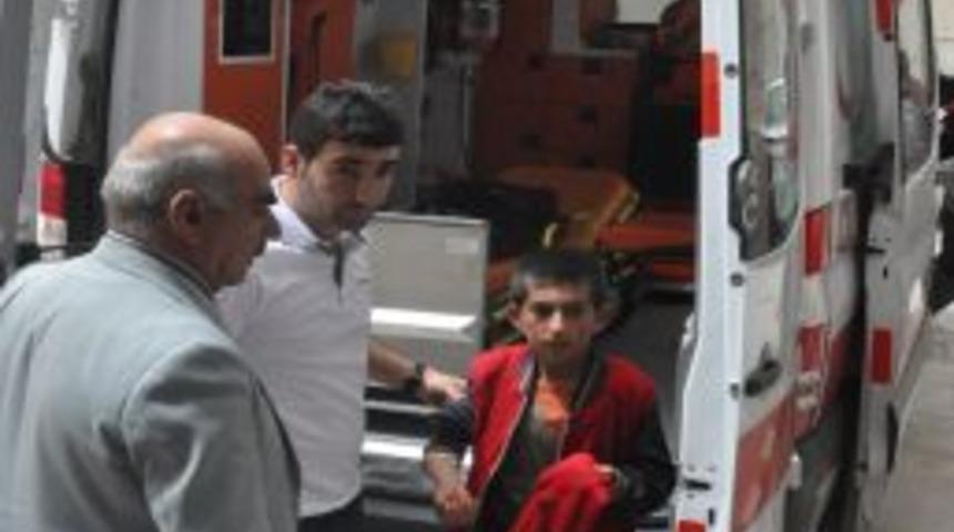 Bitlis'te &Ouml;ğrenciler İ&ccedil;tikleri S&uuml;tten Zehirlendiler