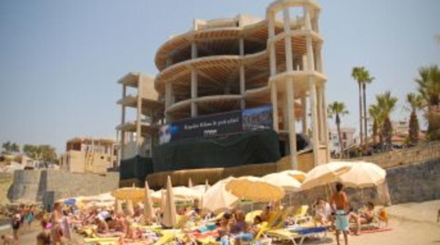 Kuşadası Belediye Başkanı Altung&uuml;n ve 19 meclis &uuml;yesine soruşturma izni