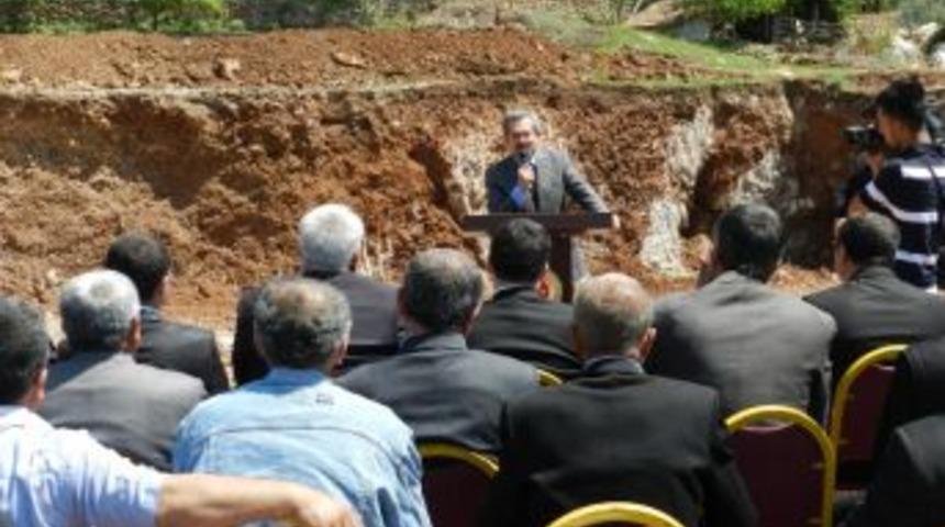 Feke'ye 20 Yataklı Hastane