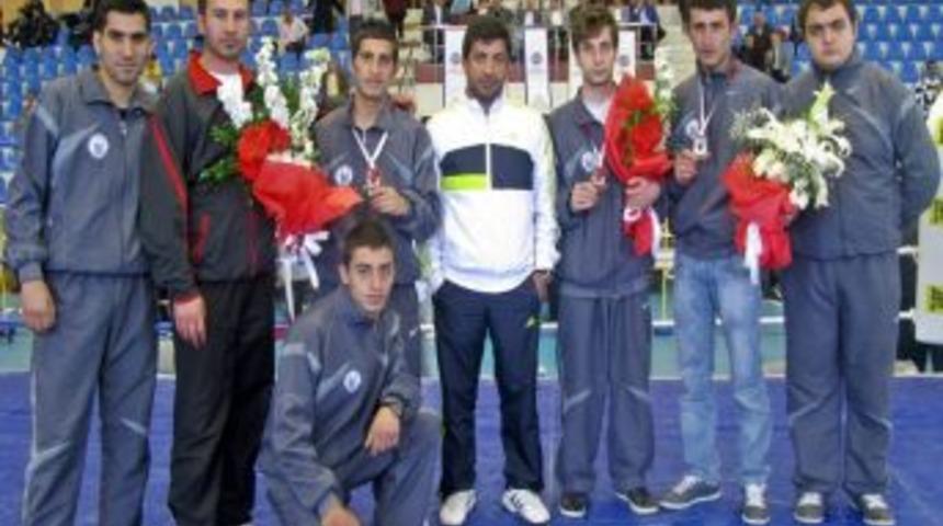 Bayburt &Uuml;niversitesi Boks Takımı Bu Kez 3 Madalya İle D&ouml;nd&uuml;