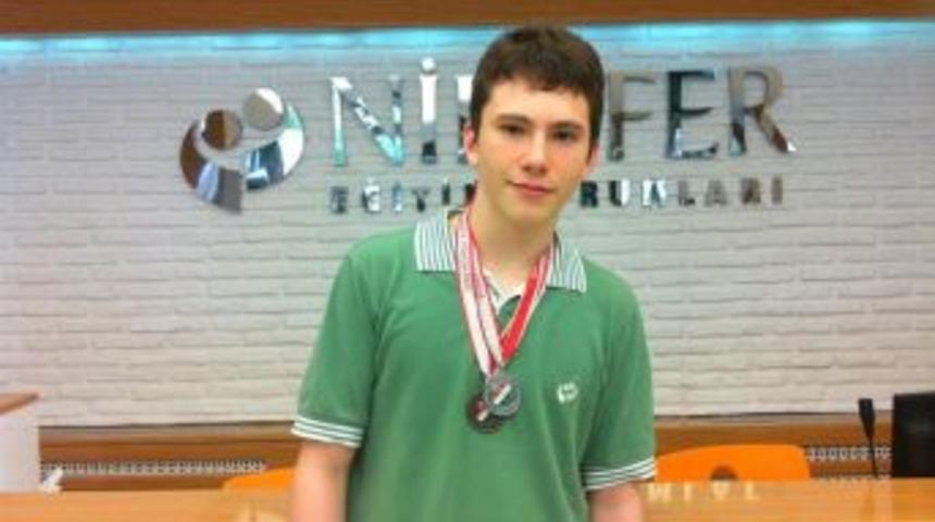 Gen&ccedil; Sporcu Bursa'yı T&uuml;rkiye'de Temsil Edecek