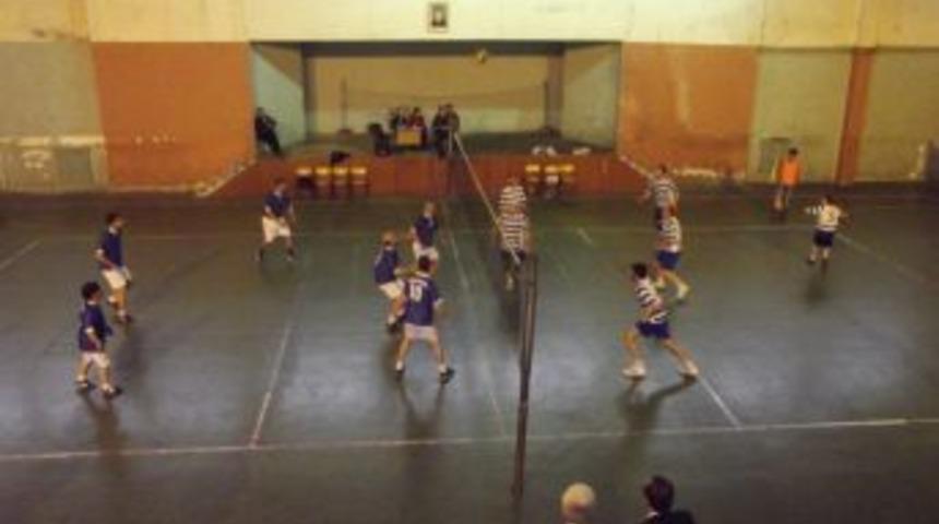 &Ccedil;atalağzı Gen&ccedil;lik Voleybol Turnuvasında Şampiyon Merkez Mahallesi Muhtarlığı Oldu