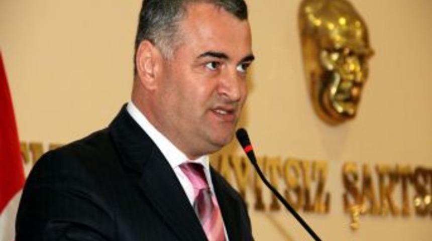 Karanfil, M&uuml;steşar Yardımcısı Oldu