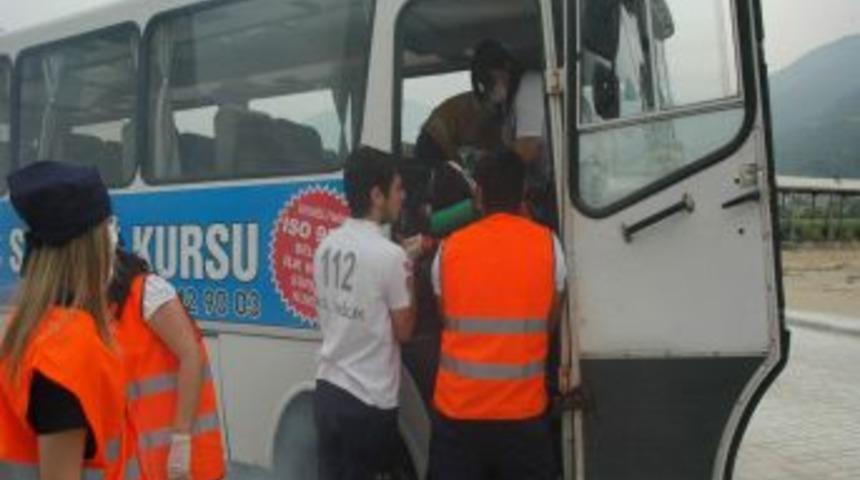 İlk Ve Acil Yardım Programı &Ouml;ğrencileri Tatbikat Yaptı